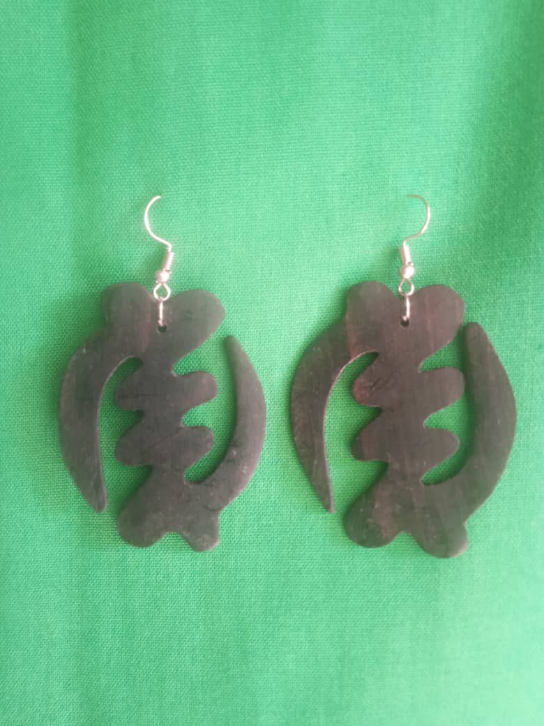 BOUCLES D'OREILLES EN BOIS D'ÉBÈNE ADINKRA