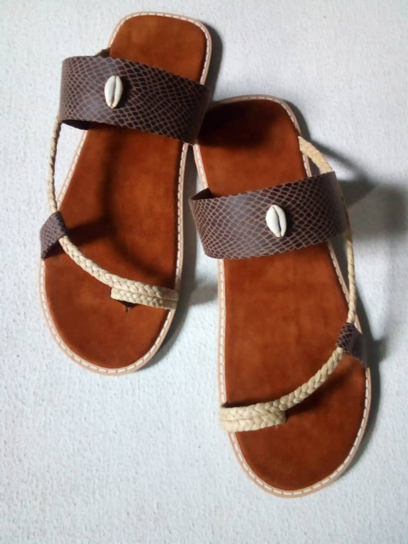 SANDALES AFRO