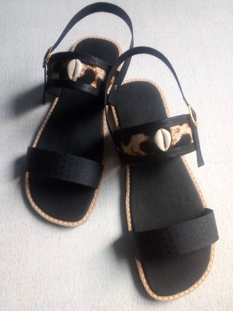SANDALES AFRO