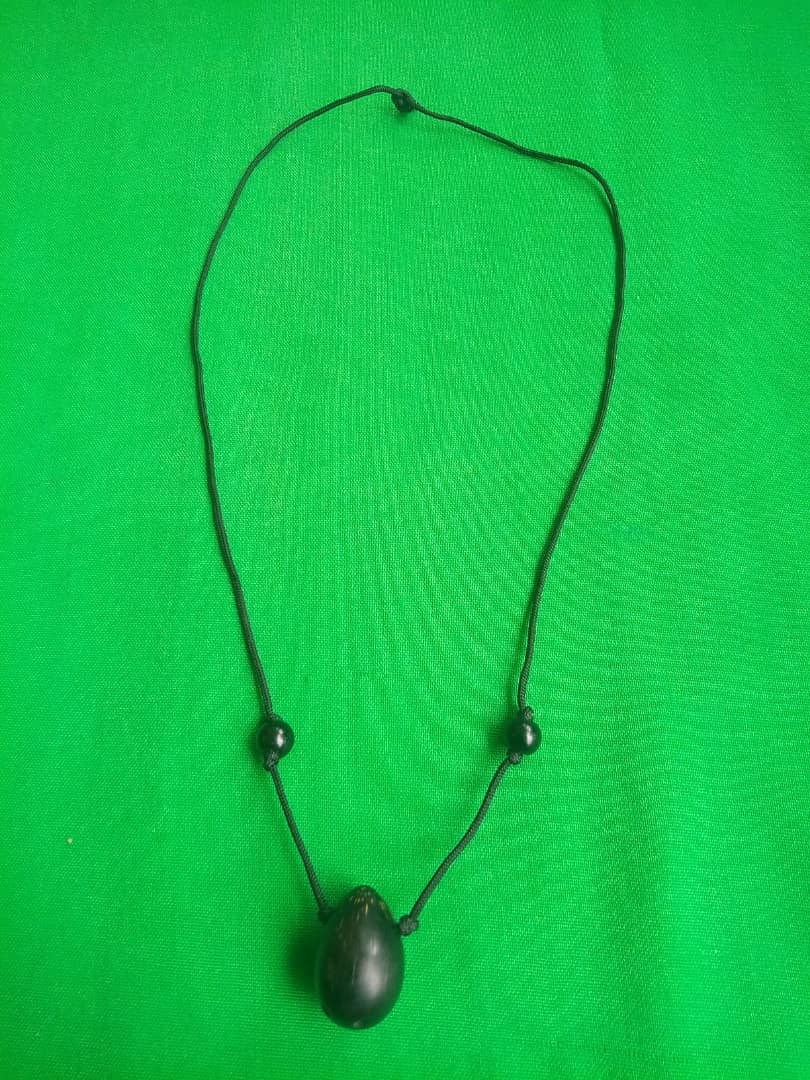 COLLIER EN NOIX DE PALMIER