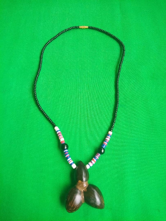 COLLIER EN NOIX DE PALMIER