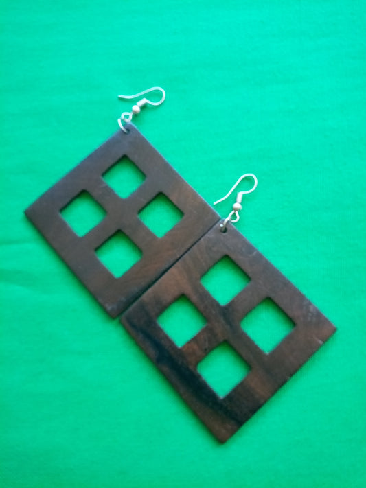 BOUCLES D'OREILLES EN BOIS D'ÉBÈNE
